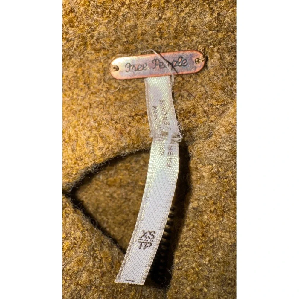 Free People Mock Neck Zip Front Textured Sweater Olive‎ Green XS - Picture 7 of 10